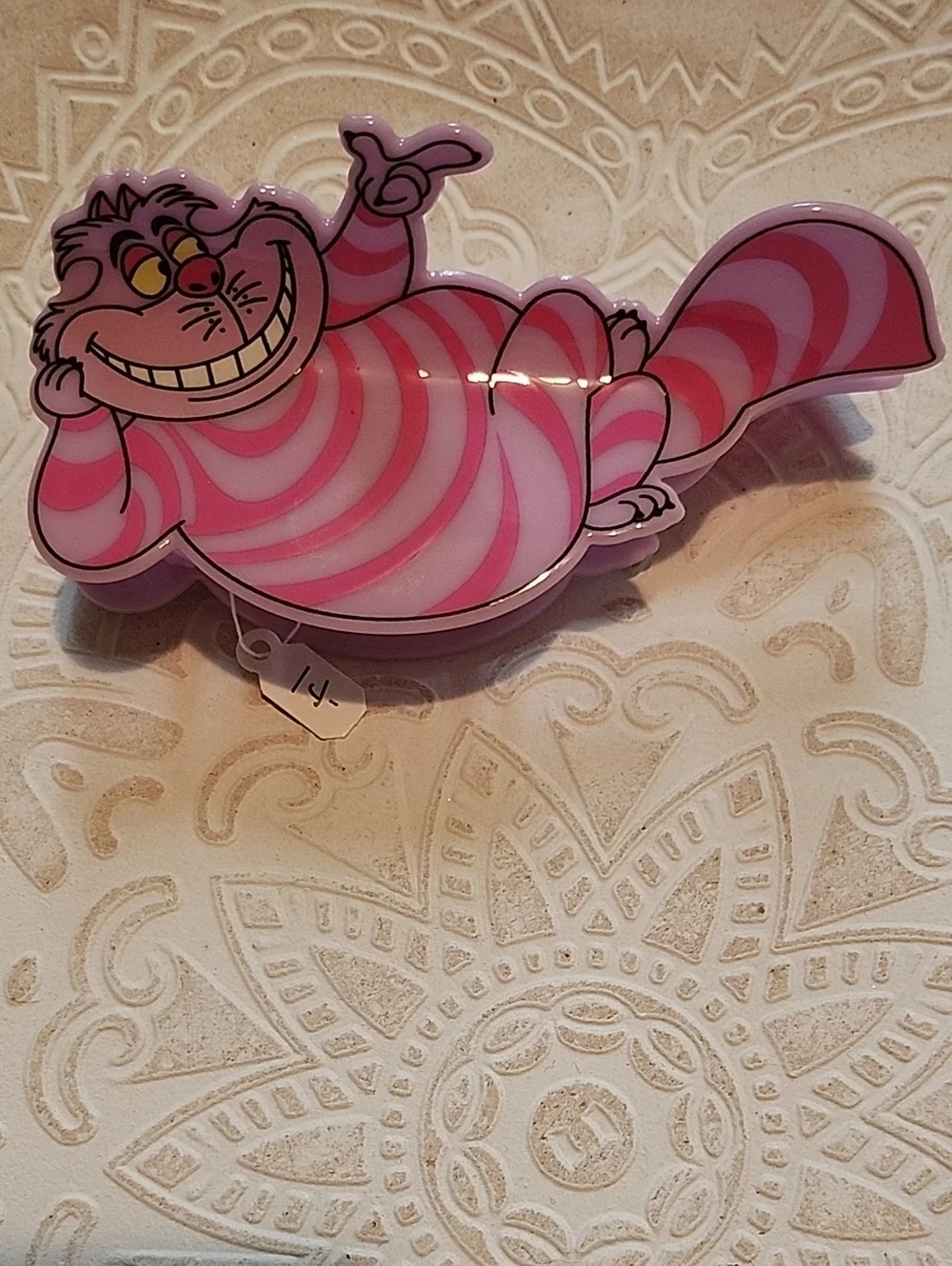 Disney Alice In Wonderland Chesire Cat Lightweight Pink Purple Clawclip
